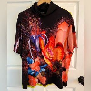 The Kit Short Sleeve Turtleneck in Powdered Florals 3X